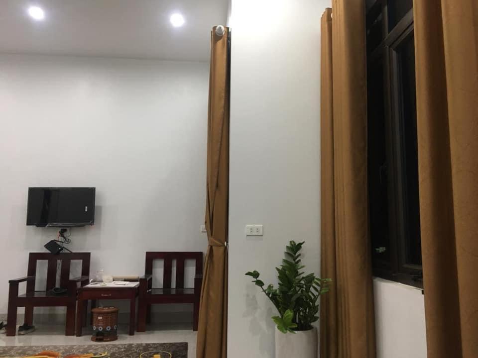 Bed and Breakfast Nha Nghi Cu Ti Ban Cong Na Exterior foto